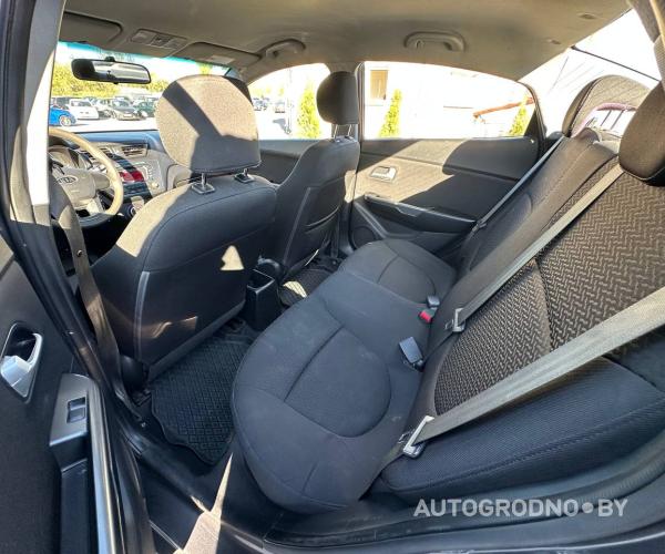 https://autogrodno.by/media/com_expautospro/images/big/_68d7bb2911322.jpg