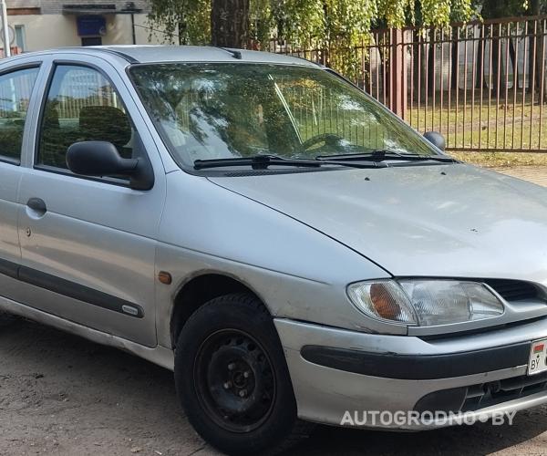 Renault  Megane 1998