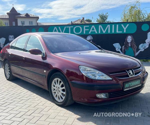 Peugeot 607  2001