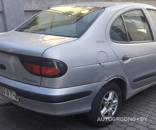 Renault  Megane 1998