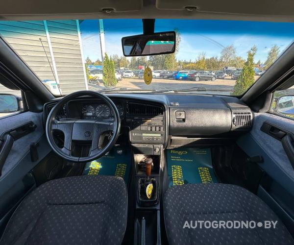 https://autogrodno.by/media/com_expautospro/images/big/_68de9bb3f1c39.jpg