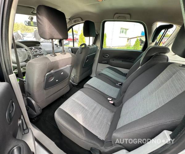 https://autogrodno.by/media/com_expautospro/images/big/_68dec07ab0fbf.jpg