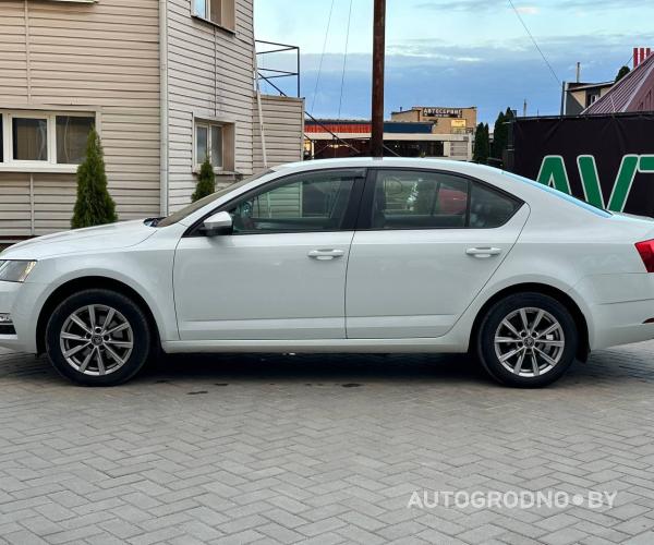 https://autogrodno.by/media/com_expautospro/images/big/_68dfa75c41081.jpg