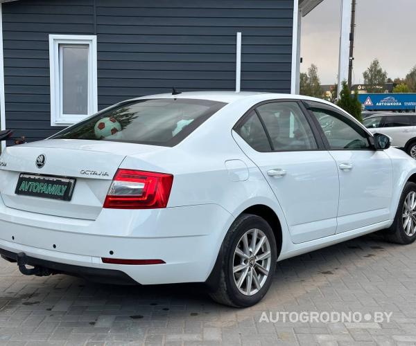 https://autogrodno.by/media/com_expautospro/images/big/_68dfa75ca774b.jpg