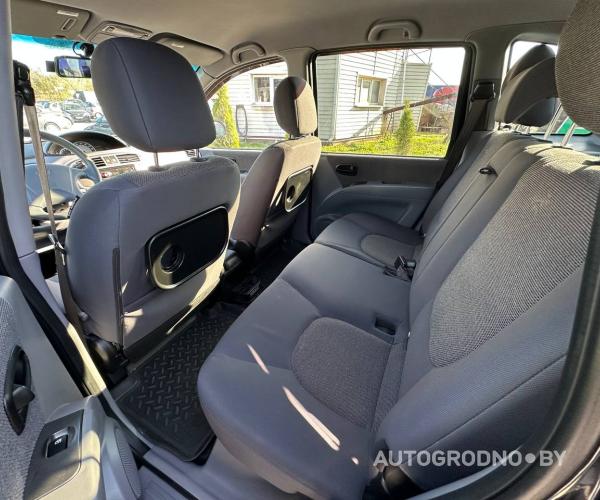 https://autogrodno.by/media/com_expautospro/images/big/_68dfab359382a.jpg