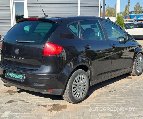 https://autogrodno.by/media/com_expautospro/images/big/_68dfcdb5dc204.jpg