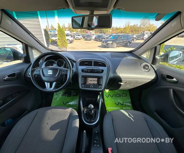 https://autogrodno.by/media/com_expautospro/images/big/_68dfcdb722da6.jpg