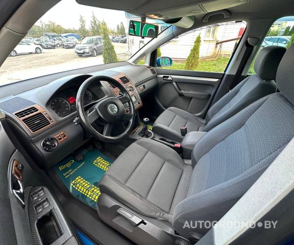 https://autogrodno.by/media/com_expautospro/images/big/_68dff459a80d1.jpg