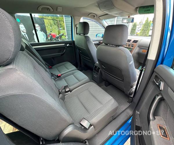 https://autogrodno.by/media/com_expautospro/images/big/_68dff45a18390.jpg
