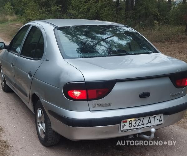 Renault  Megane 1998