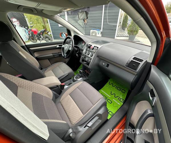 https://autogrodno.by/media/com_expautospro/images/big/_68e165f37e09f.jpg