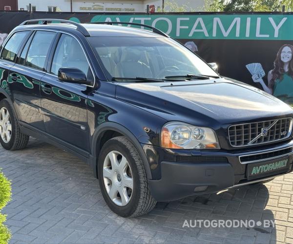 Volvo XC90  2005
