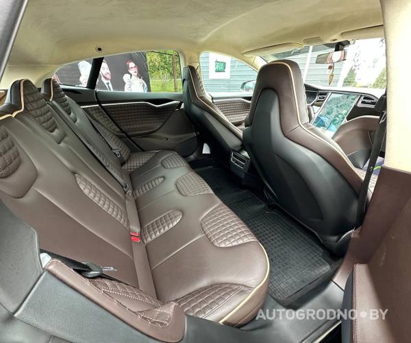 https://autogrodno.by/media/com_expautospro/images/big/_68e2419043fd4.jpg