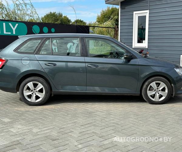 https://autogrodno.by/media/com_expautospro/images/big/_68e24a9ea1975.jpg