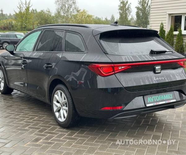 https://autogrodno.by/media/com_expautospro/images/big/_68e24f211ac7c.jpg