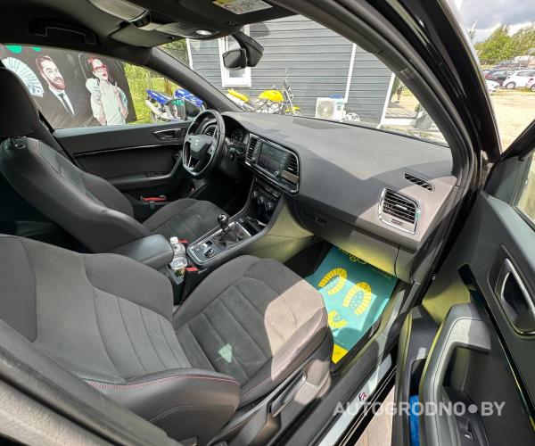https://autogrodno.by/media/com_expautospro/images/big/_68e3829a7f371.jpg