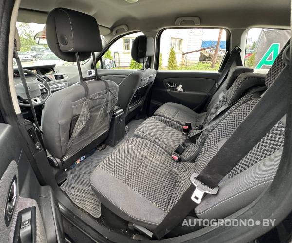 https://autogrodno.by/media/com_expautospro/images/big/_68e3dffb299a7.jpg