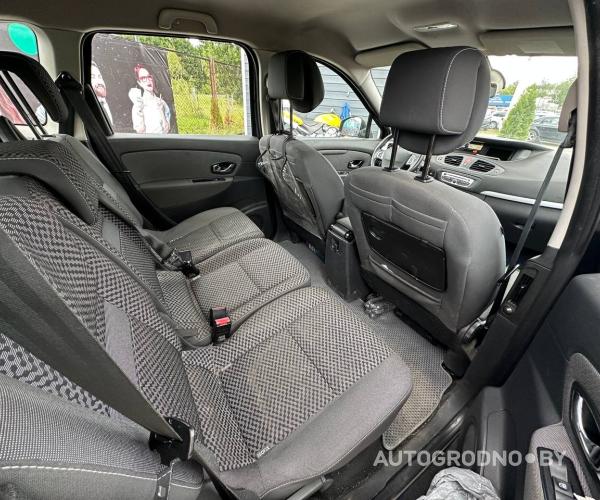 https://autogrodno.by/media/com_expautospro/images/big/_68e3dffb5f75d.jpg