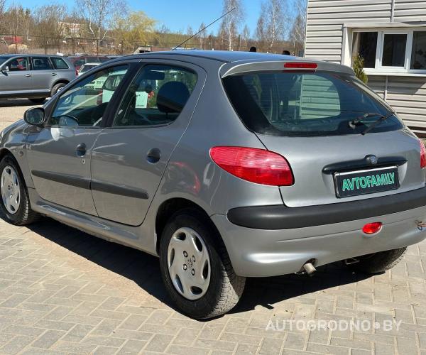 https://autogrodno.by/media/com_expautospro/images/big/_68e3fb1f05c2e.jpg