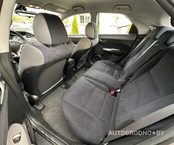 https://autogrodno.by/media/com_expautospro/images/big/_68e509e91e20b.jpg