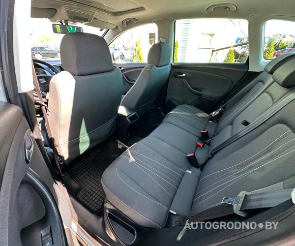 https://autogrodno.by/media/com_expautospro/images/big/_68e50d831fbfe.jpg