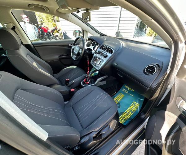 https://autogrodno.by/media/com_expautospro/images/big/_68e50d838ff44.jpg