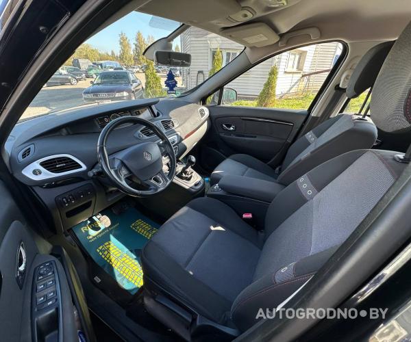 https://autogrodno.by/media/com_expautospro/images/big/_68e7cd187174e.jpg