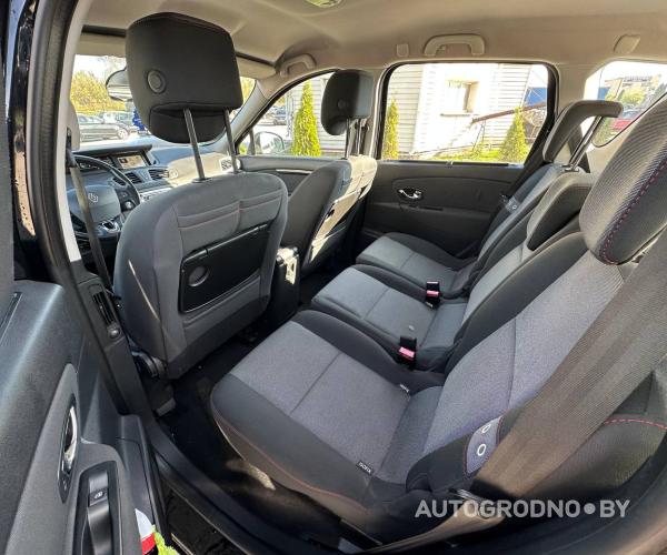 https://autogrodno.by/media/com_expautospro/images/big/_68e7cd18a6bcf.jpg