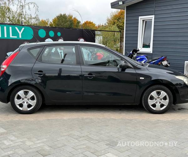 https://autogrodno.by/media/com_expautospro/images/big/_68e811246b232.jpg