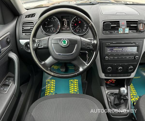 https://autogrodno.by/media/com_expautospro/images/big/_68e88fa67e1ce.jpg