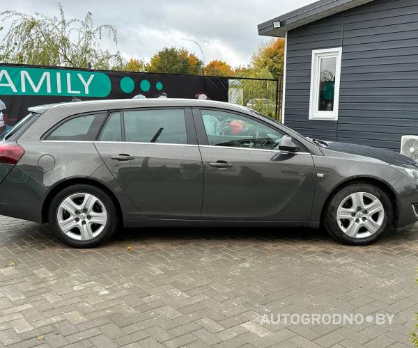 https://autogrodno.by/media/com_expautospro/images/big/_68e8cd0eea763.jpg