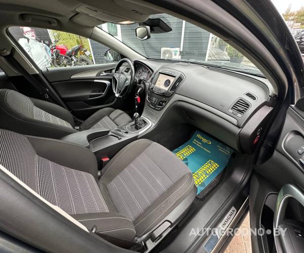 https://autogrodno.by/media/com_expautospro/images/big/_68e8cd0fc8ac1.jpg