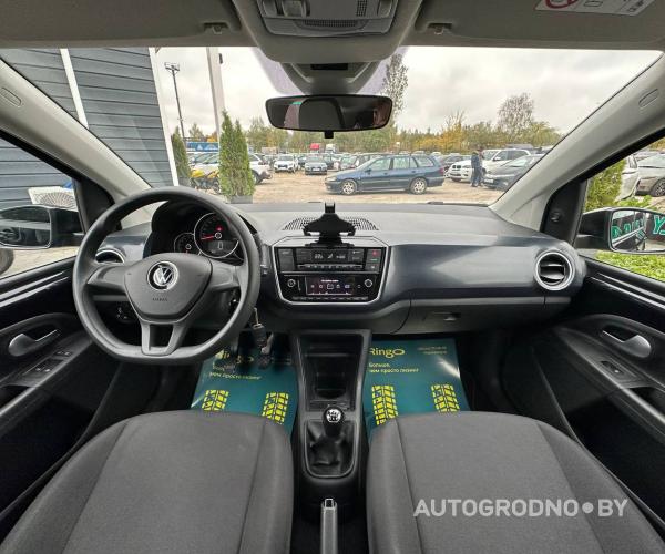 https://autogrodno.by/media/com_expautospro/images/big/_68e8cda301593.jpg