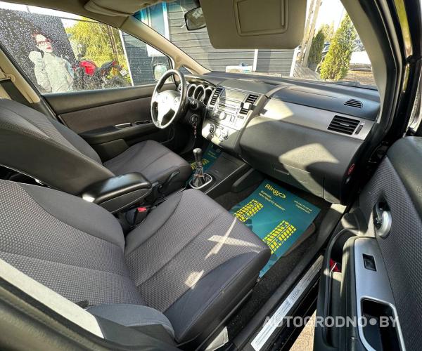https://autogrodno.by/media/com_expautospro/images/big/_68e91d0f9089b.jpg