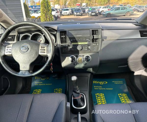 https://autogrodno.by/media/com_expautospro/images/big/_68e91d0fc7c45.jpg