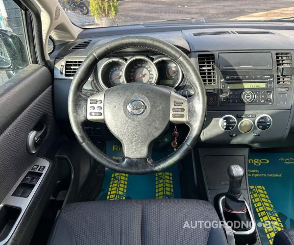 https://autogrodno.by/media/com_expautospro/images/big/_68e91d100a4b3.jpg