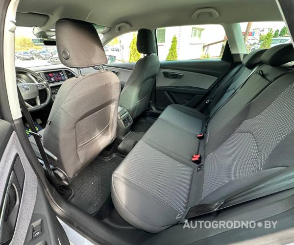 https://autogrodno.by/media/com_expautospro/images/big/_68eff9bdeafd1.jpg