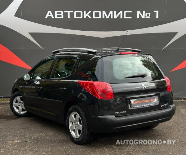 https://autogrodno.by/media/com_expautospro/images/big/_68f0b18b67b19.jpg