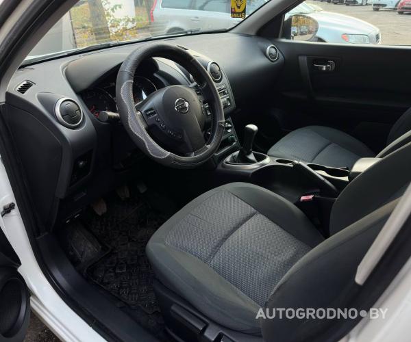 https://autogrodno.by/media/com_expautospro/images/big/_68f0b2b57bf68.jpg