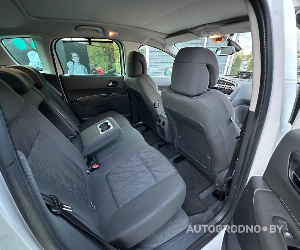 Peugeot 3008 2013
