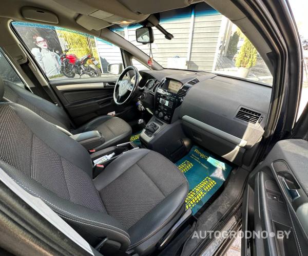 https://autogrodno.by/media/com_expautospro/images/big/_68f149c6cfcdd.jpg