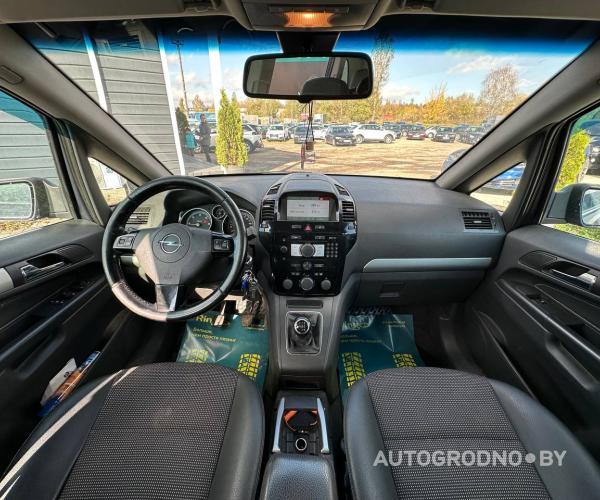 https://autogrodno.by/media/com_expautospro/images/big/_68f149c71152a.jpg