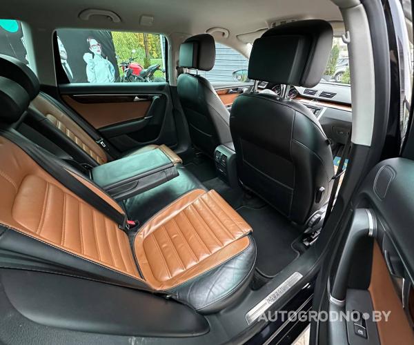 https://autogrodno.by/media/com_expautospro/images/big/_68f232d002b09.jpg