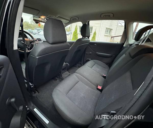 https://autogrodno.by/media/com_expautospro/images/big/_68f2391c1643e.jpg