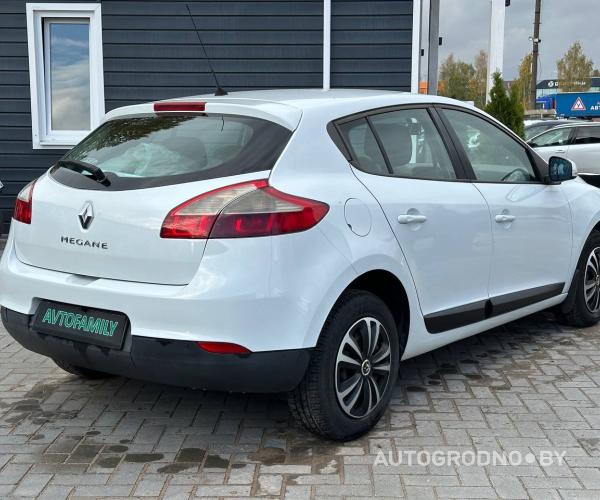 https://autogrodno.by/media/com_expautospro/images/big/_68f2846a5c8c9.jpg