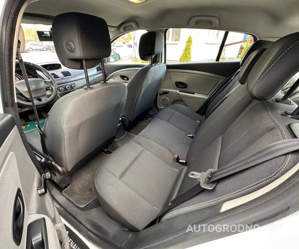 https://autogrodno.by/media/com_expautospro/images/big/_68f2846b18207.jpg