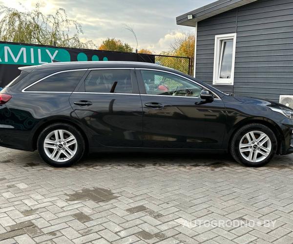 https://autogrodno.by/media/com_expautospro/images/big/_68f38b730bacf.jpg