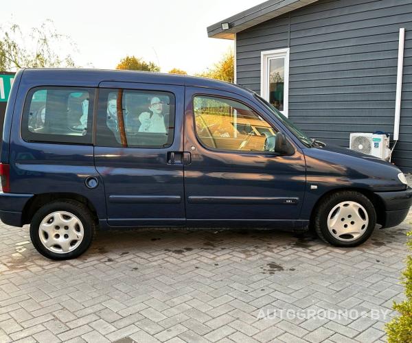 https://autogrodno.by/media/com_expautospro/images/big/_68f3b0e6cf9e5.jpg