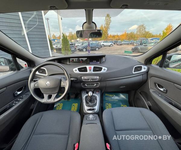 https://autogrodno.by/media/com_expautospro/images/big/_68f3b7d59469b.jpg