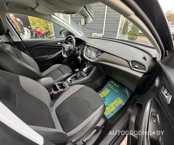 https://autogrodno.by/media/com_expautospro/images/big/_68f49e75cf597.jpg